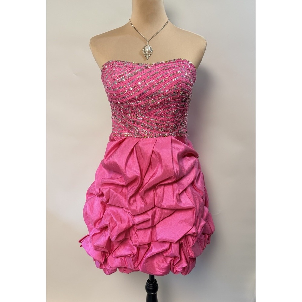 Mori Lee Y2K 2000s Hot Pink Rhinestone Ruffle Homecoming Dress Sz 3/4 Short